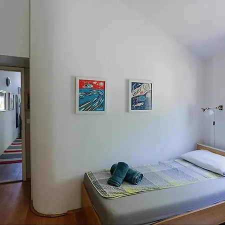 Marinero-sea Breeze Escape In *